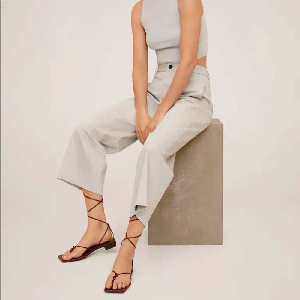Mango relaxed fit cropped trousers in light/pastel grey